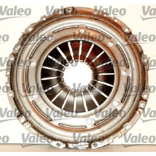 Clutch kit with bearing