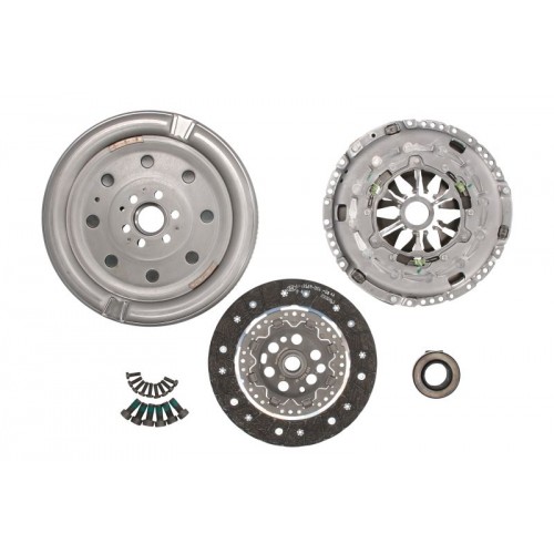 Clutch kit with dual mass flywheel and pneumatic bearing