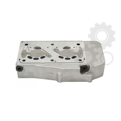 Compressor head intermediate plate