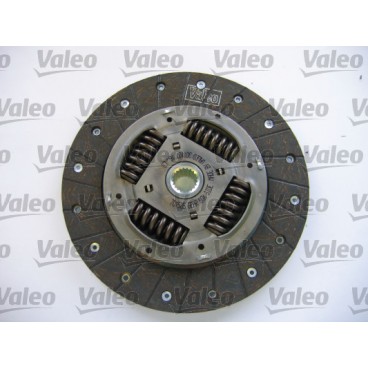 Clutch kit with bearing