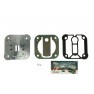 Compressor head intermediate plate