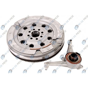 Clutch kit with dual mass flywheel and pneumatic bearing